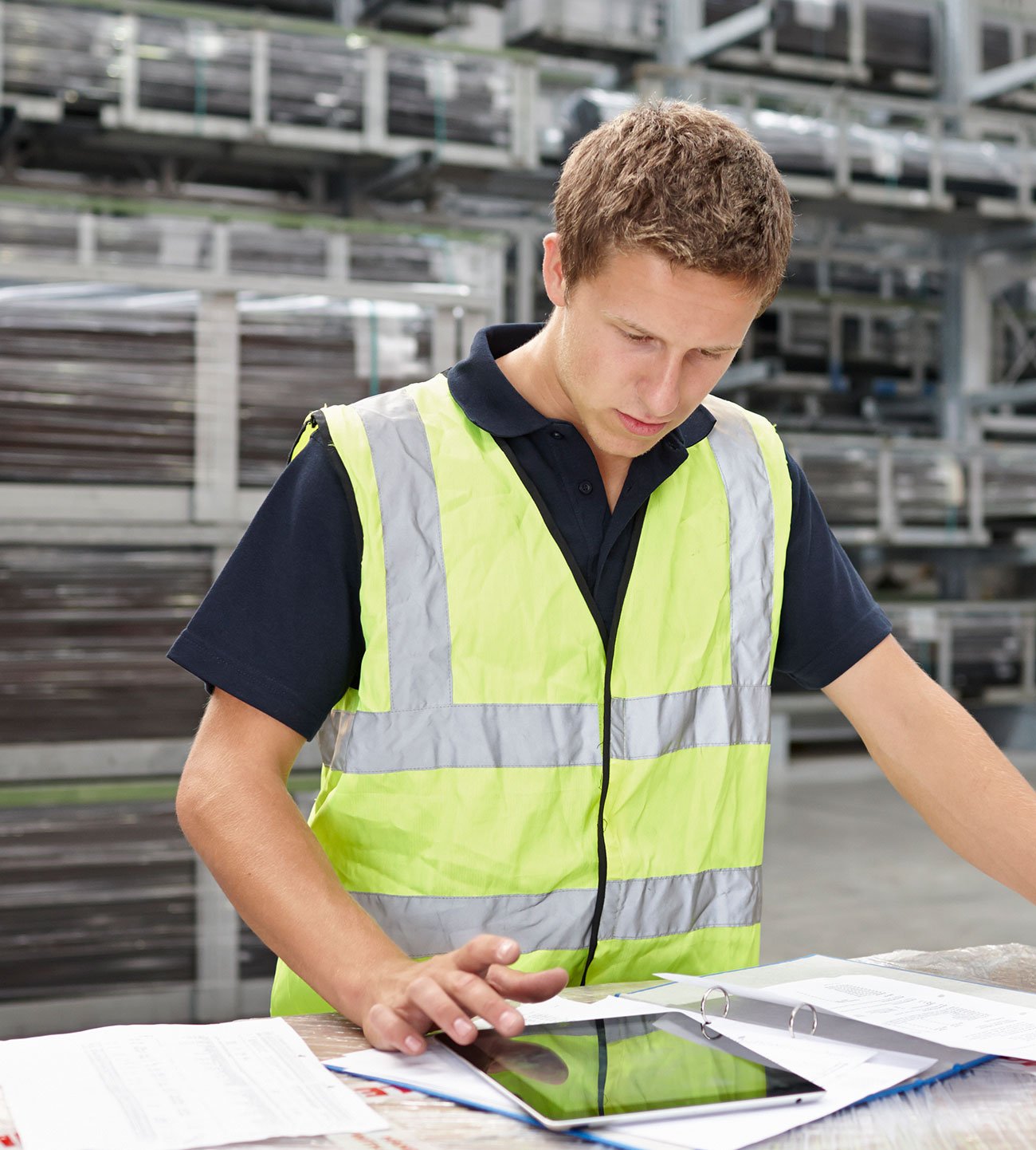 warehouse-worker-preparing-order-in-engineering-wa-2024-11-03-03-23-35-utc warehouse-worker-preparing-order-in-engineering-wa-2024-11-03-03-23-35-utc